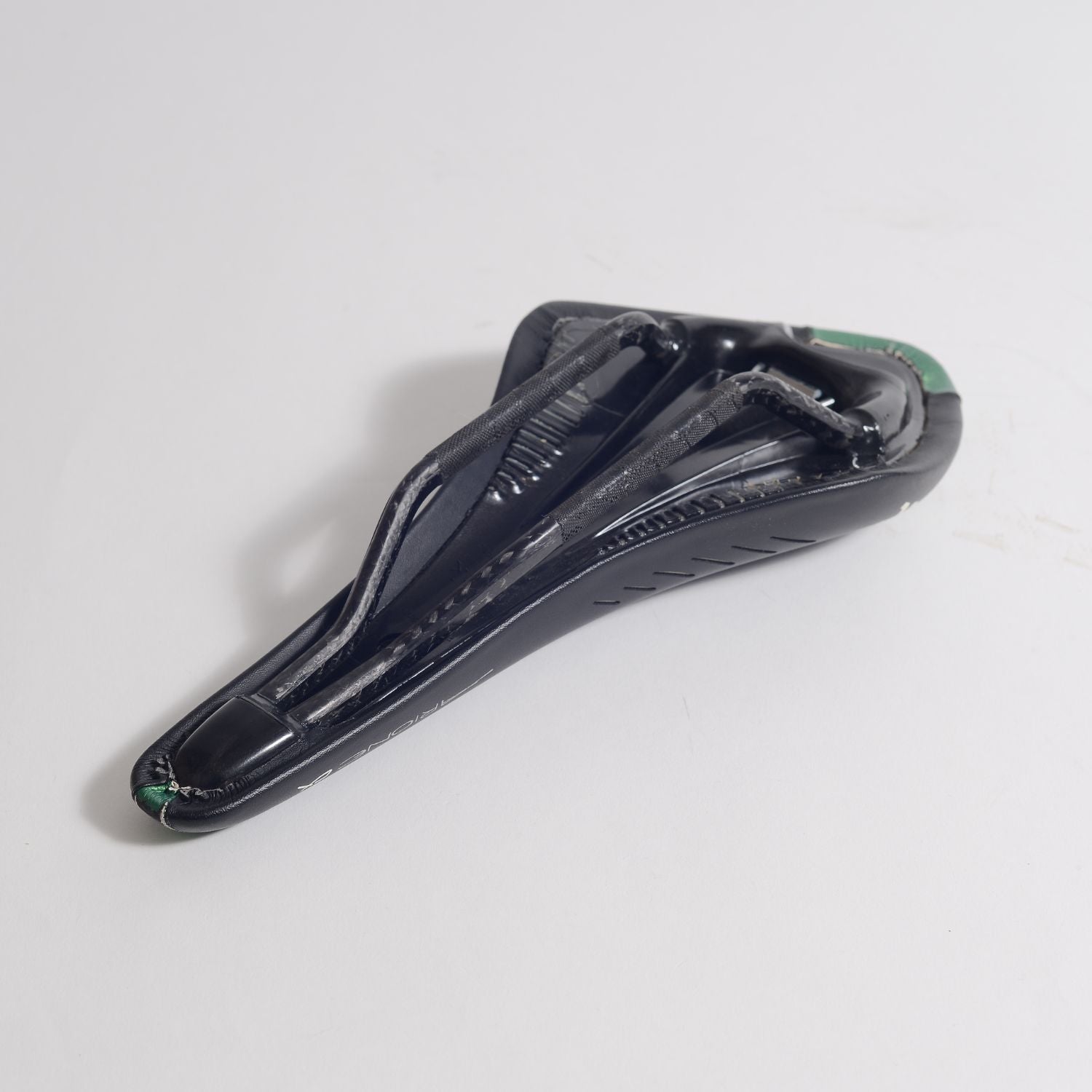 [Used]  FIZIK Arione CX Carbon Braided Saddle