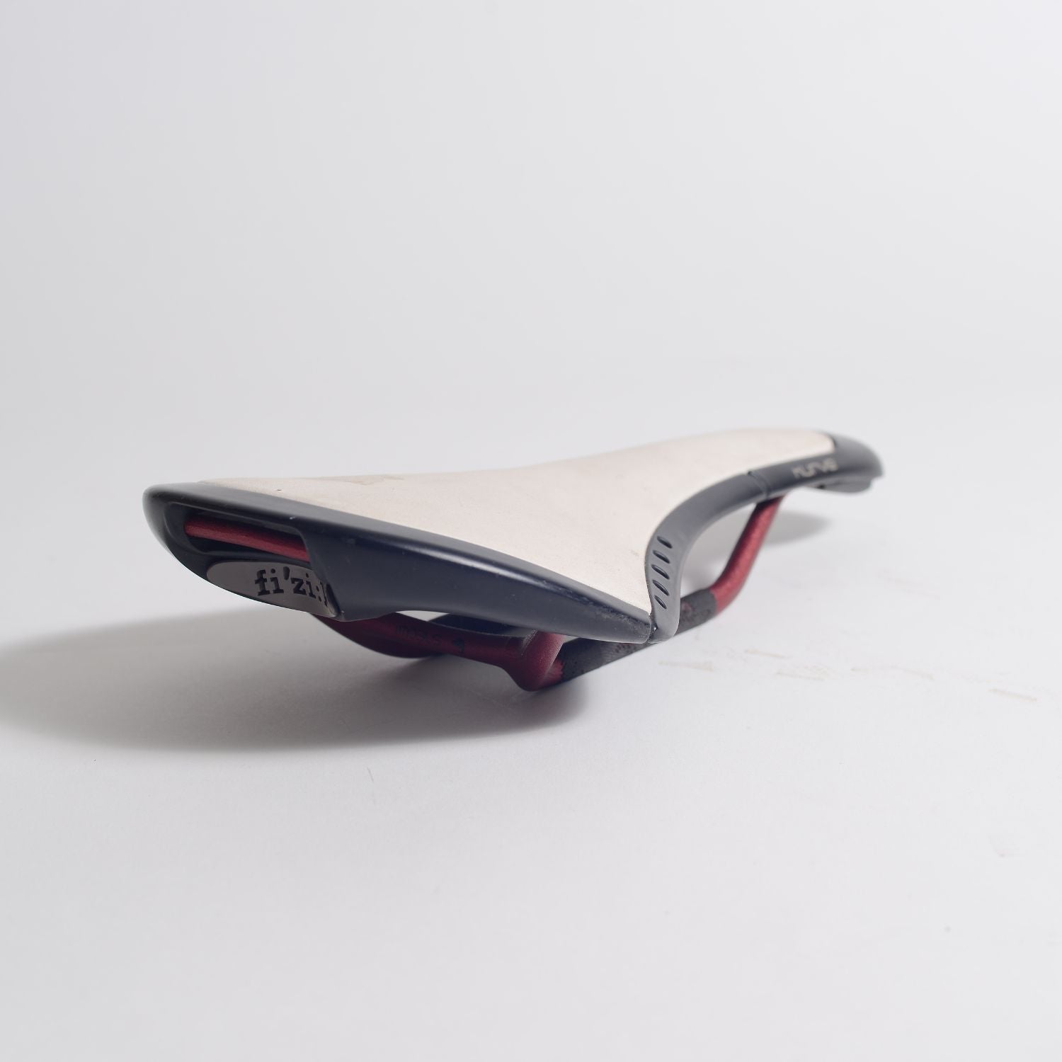 [Used]  FIZIK Kurve Saddle （CHAMELEON）