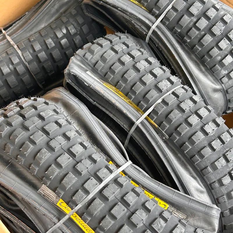 HOUSE OF LOOPTAIL Competition Deuce Tire