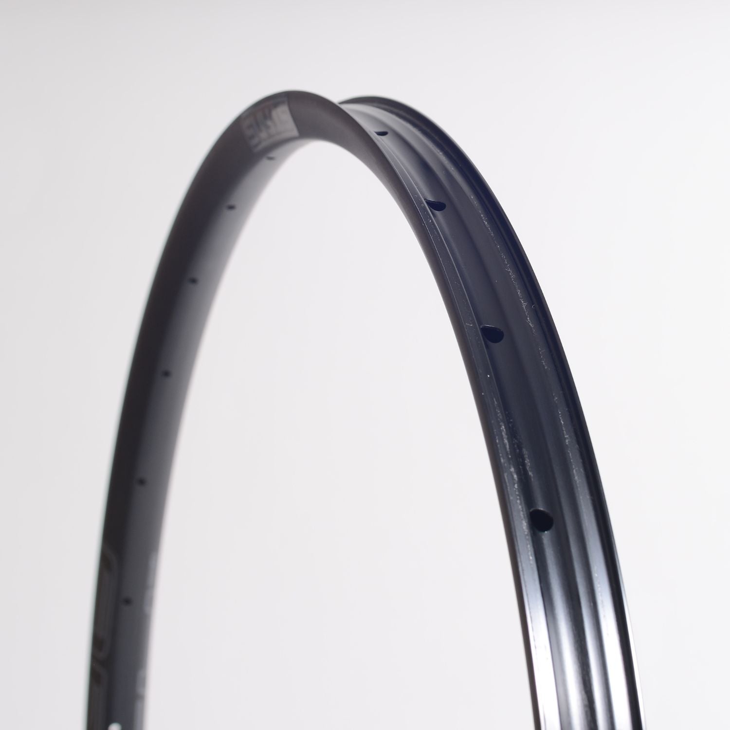 [Used] STAN'S NOTUBES Arch mk4 rim 700c-28H Set
