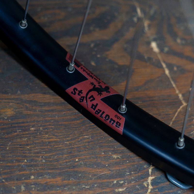 [New With Scratches] GORILLA SPUN Build Wheel [SIMWORKS Standalone x SHIMANO RS470 Hub]