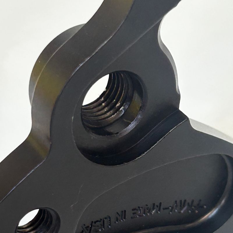[B-Grade] PARAGON MACHINE WORKS 12 mm Right Side Rocker, Hanger