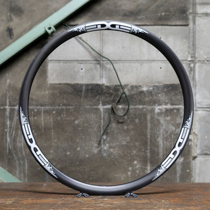 [New With Scratches] EDGE Mountain Disc Rim 26" - 2