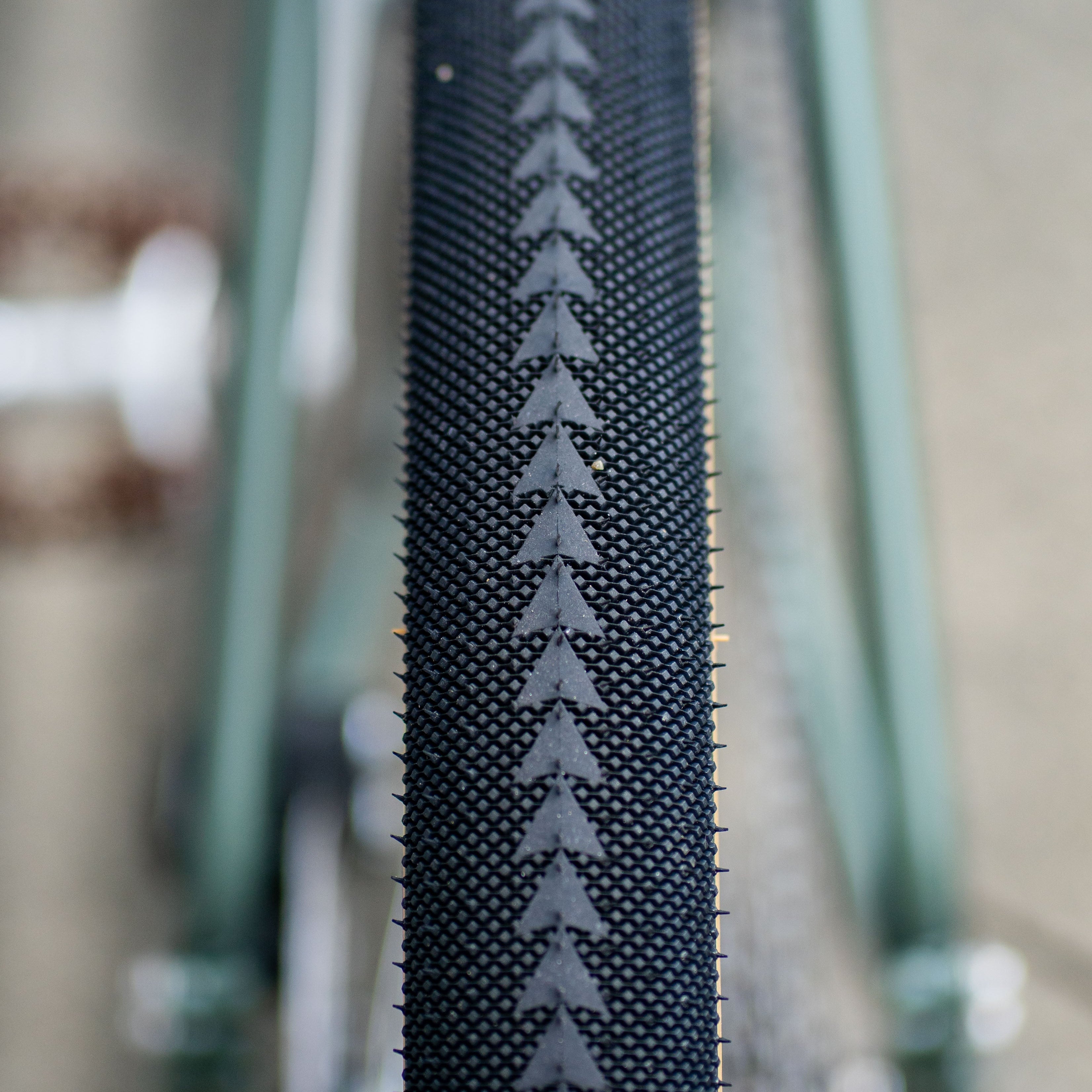 VELO ORANGE Polyvalent Diamond Original Complete Bike
