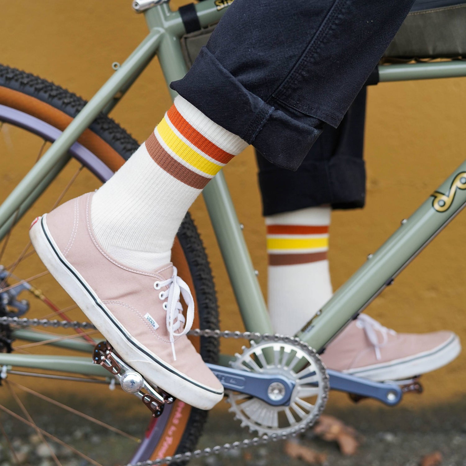 SIMWORKS Super Chill Rover Socks