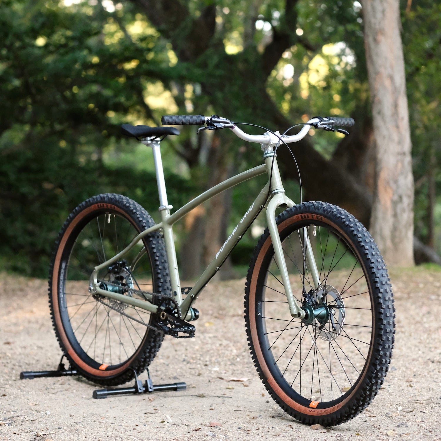 BLACKCAT BICYCLES Swami Circles Original Complete Bike