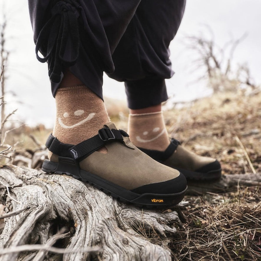 BEDROCK SANDALS Mountain Clog Nubuck Leather