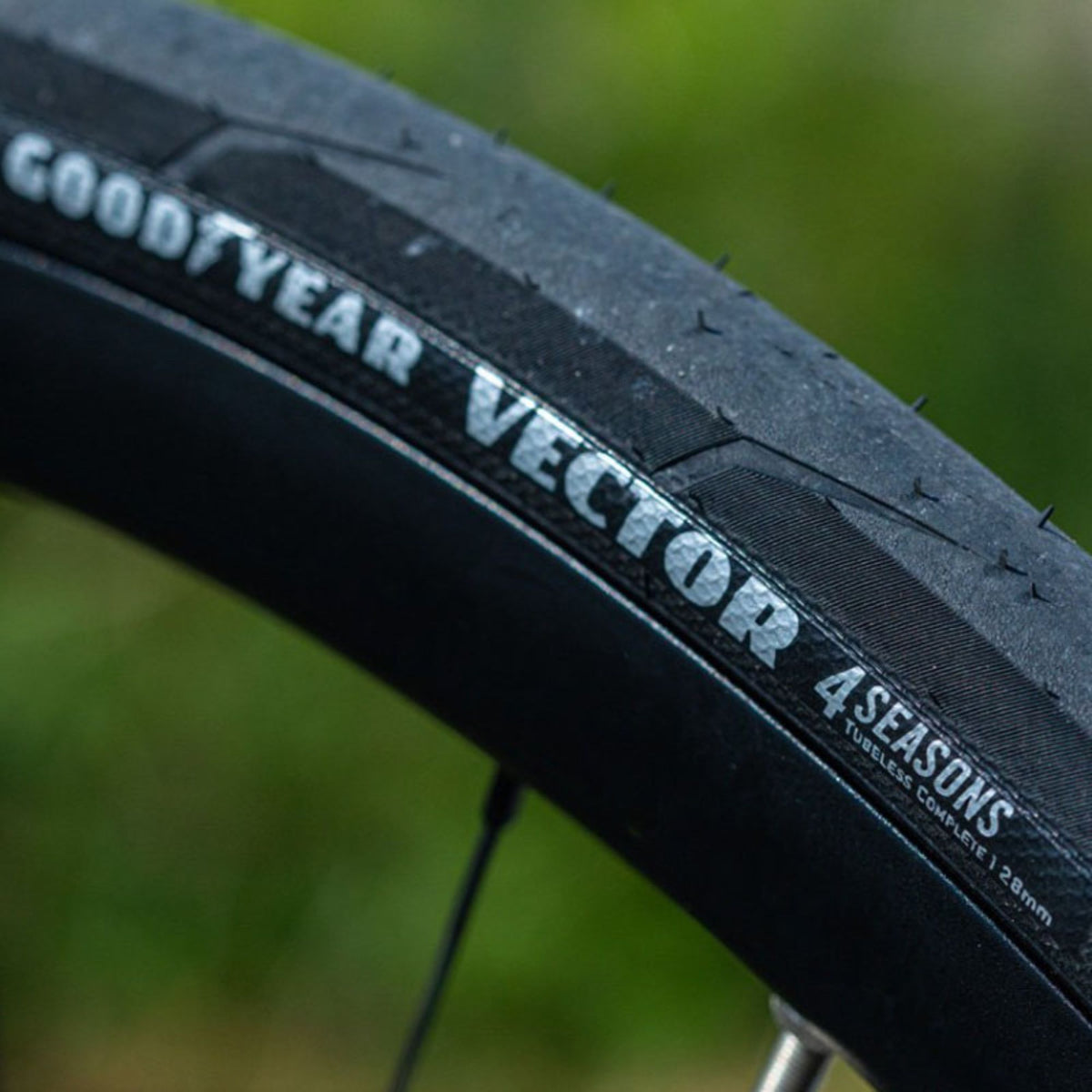 GOODYEAR Vector 4Seasons Tubeless Complete