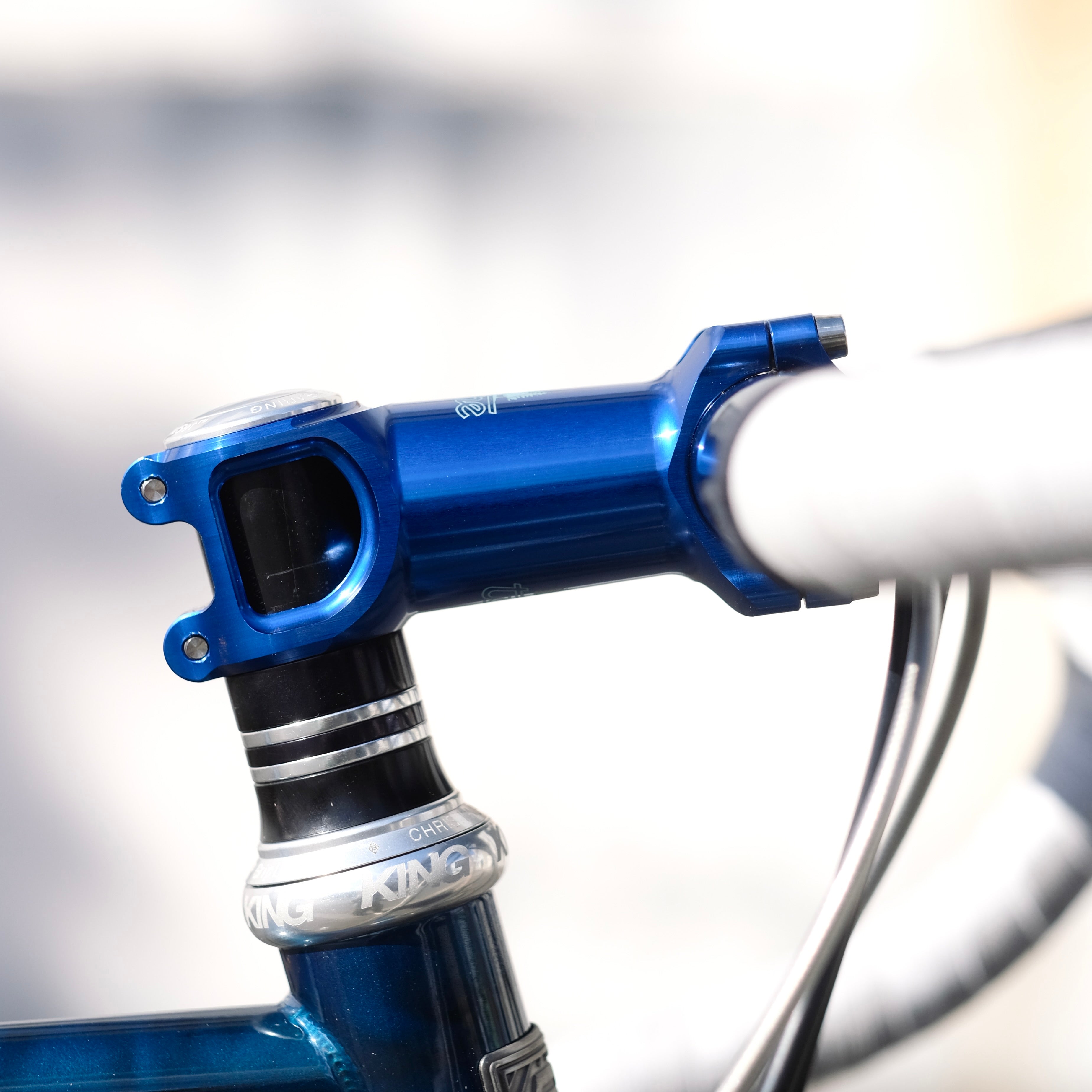 MASH All Road 2024 Navy Smoke Circles Original Complete Bike