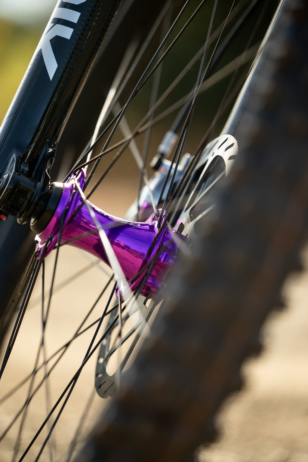[Pre-Order] CHRIS KING MTN30 AL 27.5" Boost 6-Bolt - product image 7