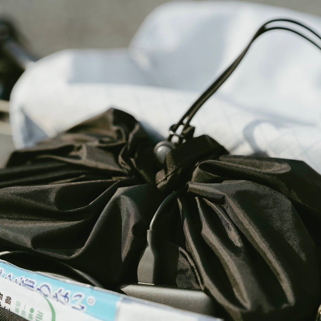 OUTER SHELL Mega Bar Bag