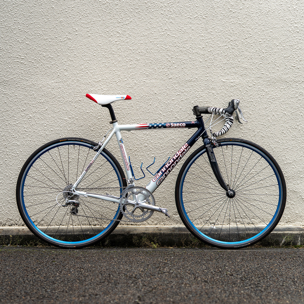 RAL H2O Saddle