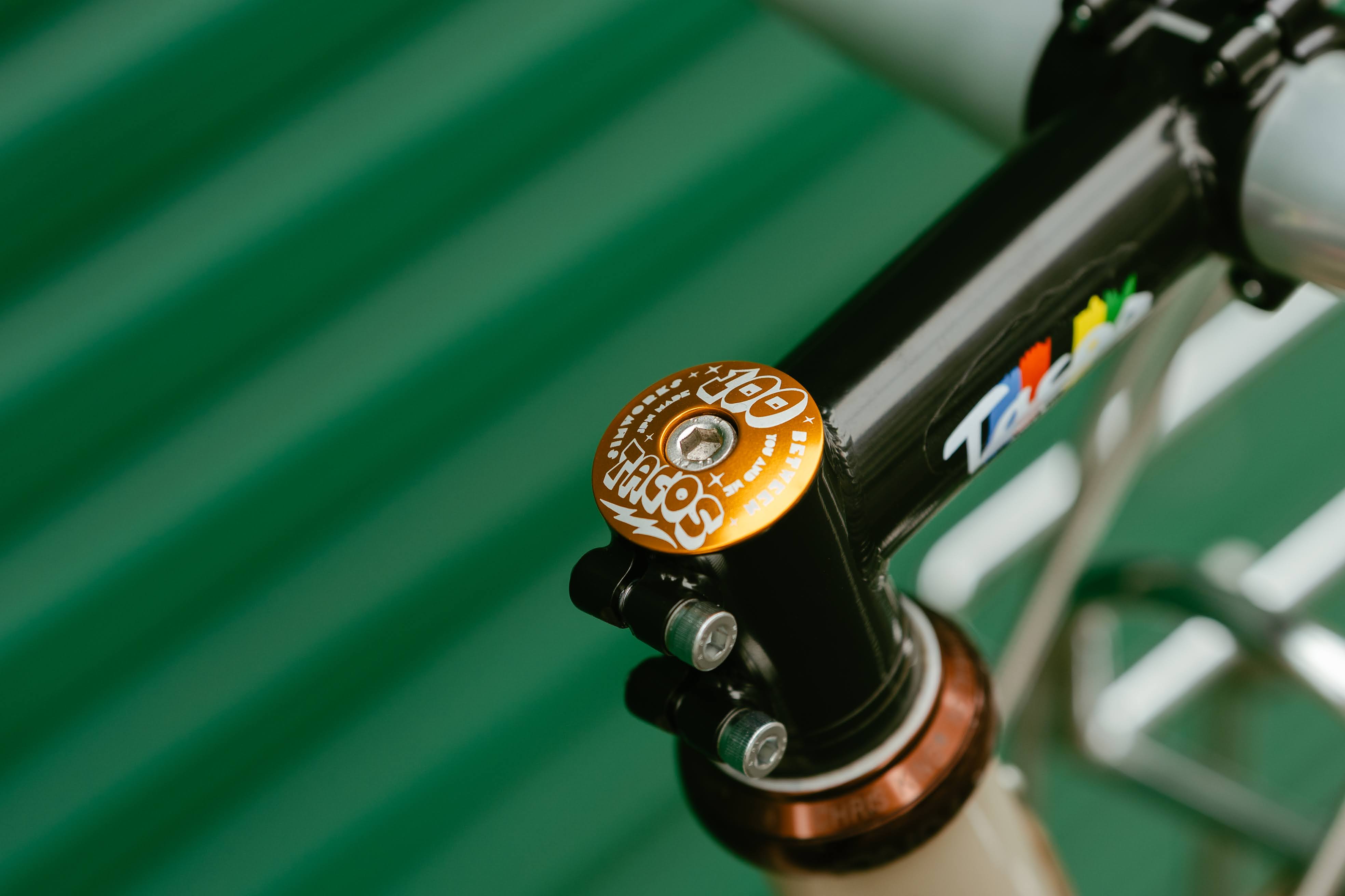 100 TACOS x SIMWORKS Spicy Stem Cap