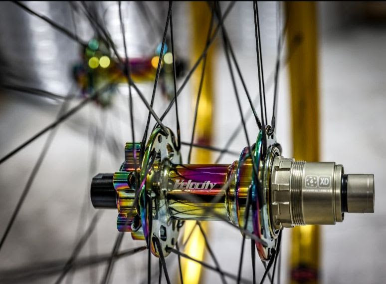 VELOCITY Race Disc F/R Hub Set - Oil Slick