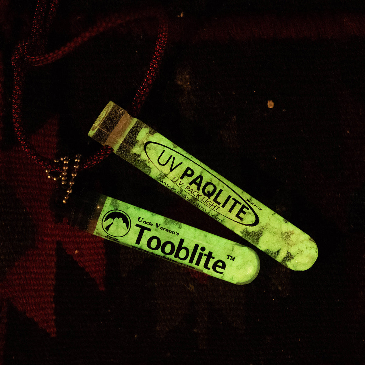 GLOW STICKS Tooblite
