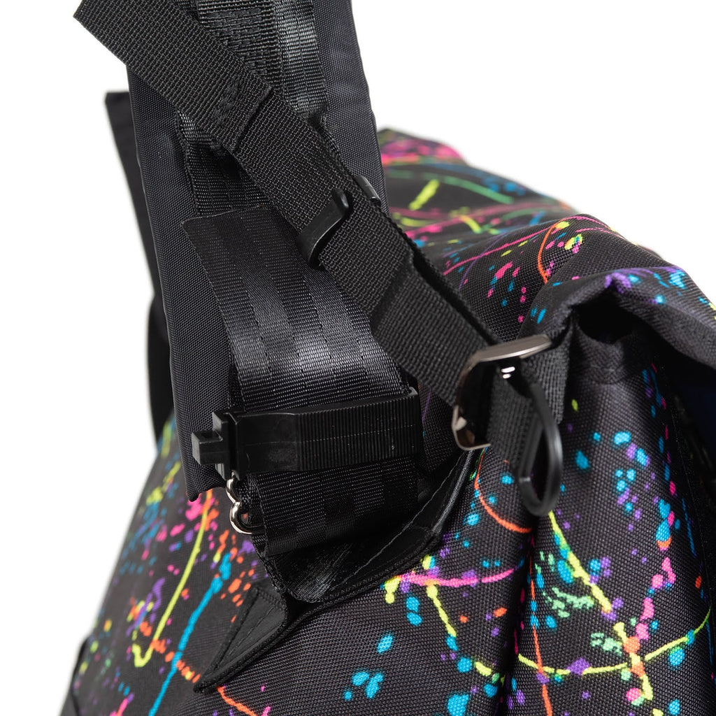 ZODIAC BAGGAGE Sling Messenger Bag / Small