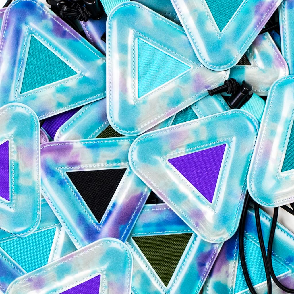 BLUE LUG Triangle Reflector