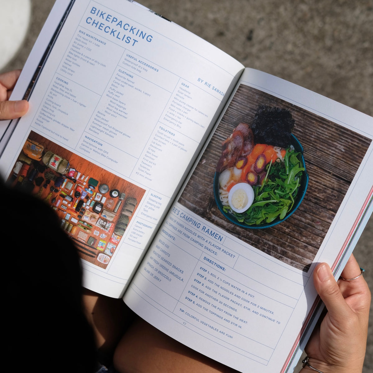 CIRCLES BOOKS HiHeyHello Magazine