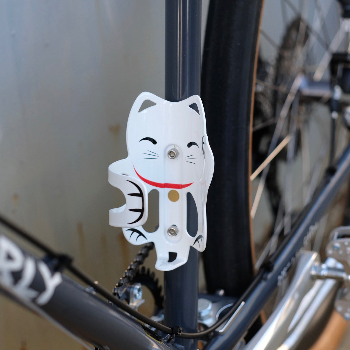PDW Lucky Cat Cage