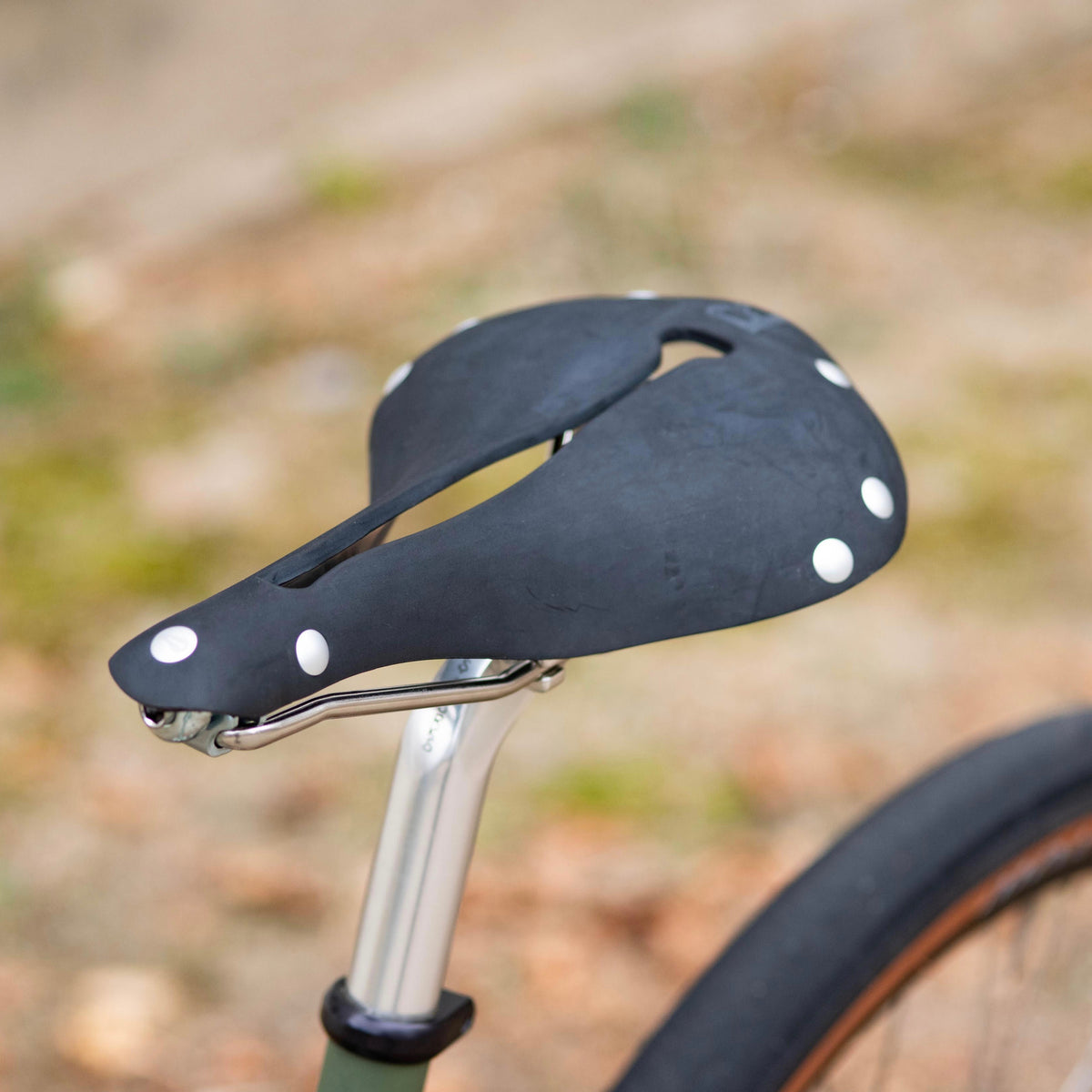 SELLE ANATOMICA R2  Rubber Saddle