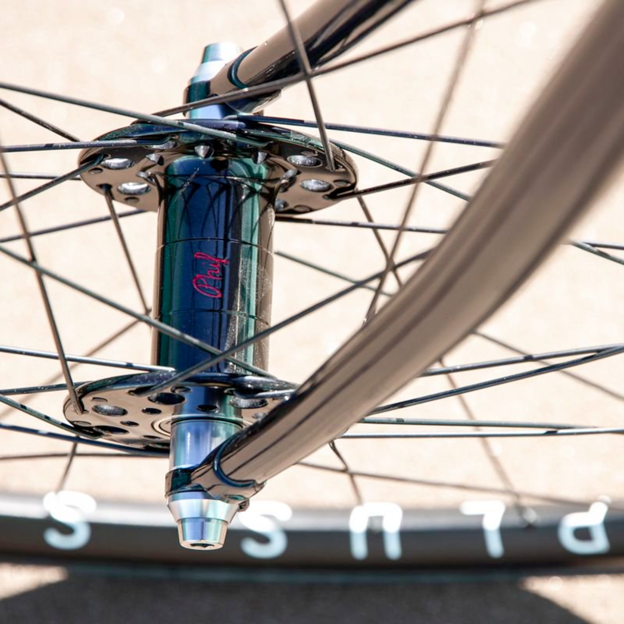 PHIL WOOD Pro High Flange Track Hub Front PHIL WOOD Pro High Flange Track Hub Front